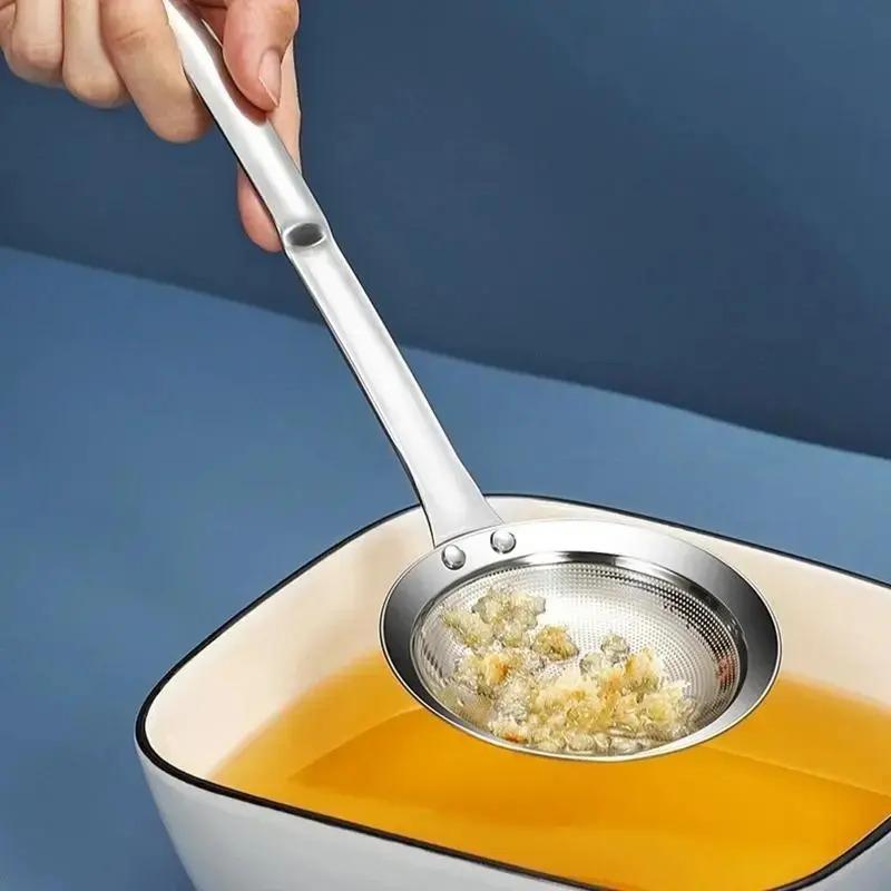 Stainless Steel Oil Strainer Spoon Summer Promotion With Handle Fine Mesh Kitchen Oil Strainer